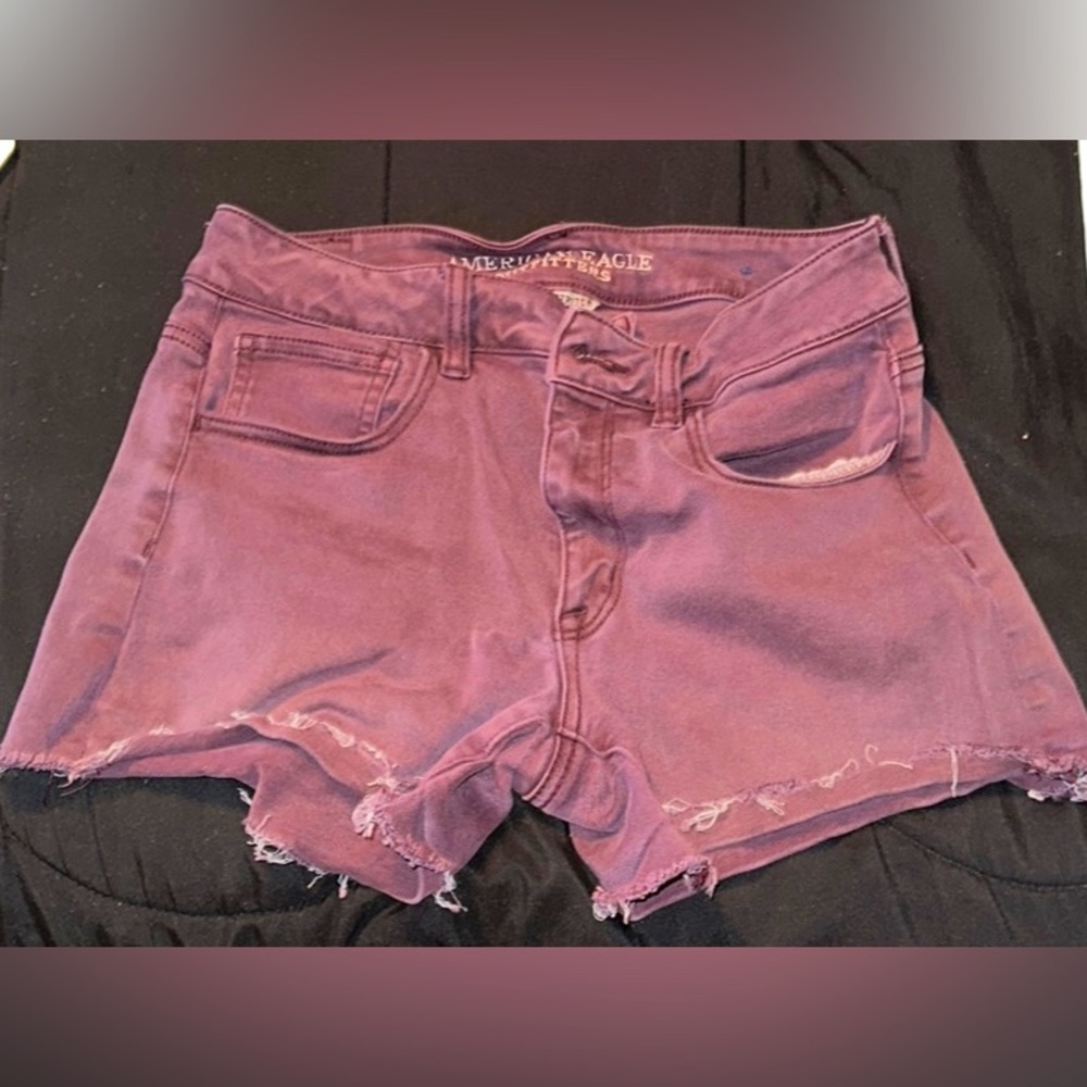 American Eagle size 6 super stretch woman’s shorts